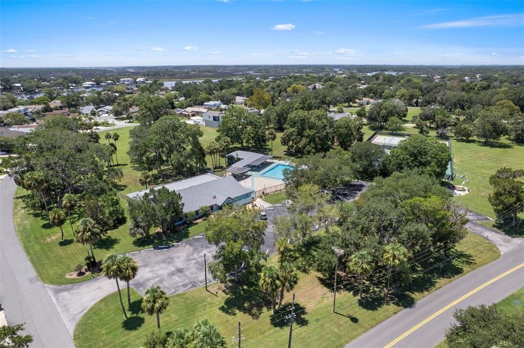 На продажу: $339,900 (3 спален, 2 ванн, 1823 Квадратных фут)