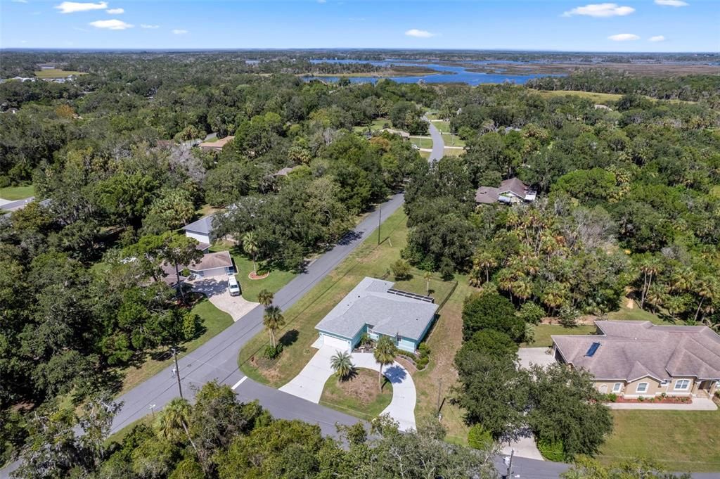 На продажу: $339,900 (3 спален, 2 ванн, 1823 Квадратных фут)