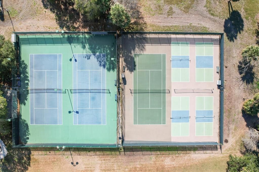 На продажу: $339,900 (3 спален, 2 ванн, 1823 Квадратных фут)