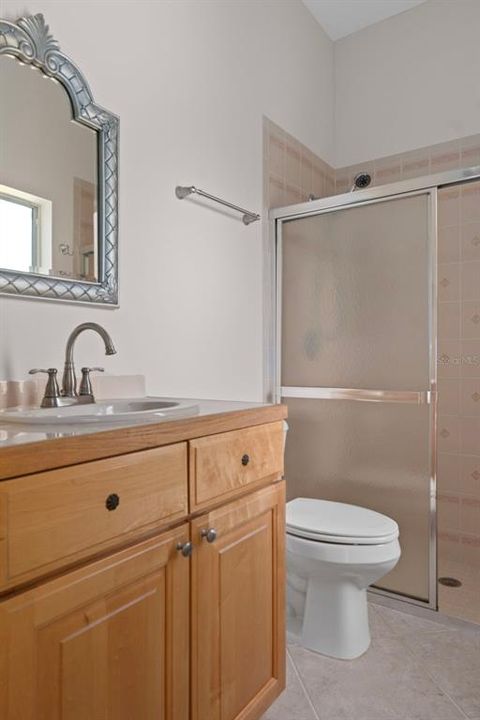 На продажу: $339,900 (3 спален, 2 ванн, 1823 Квадратных фут)