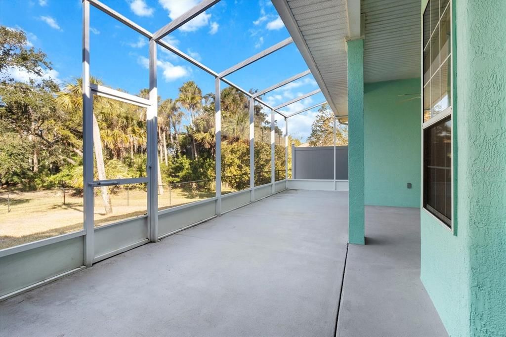 На продажу: $339,900 (3 спален, 2 ванн, 1823 Квадратных фут)