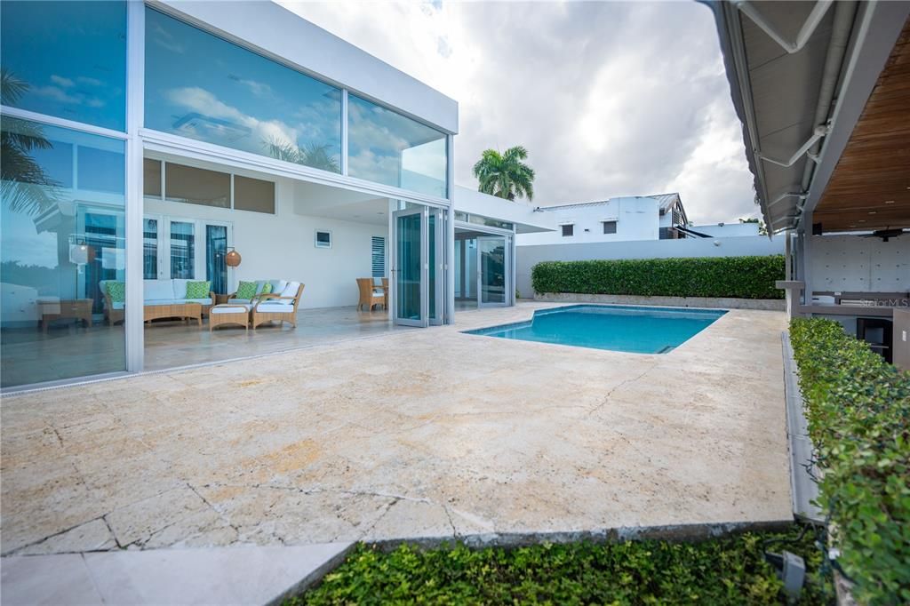 待售: $2,290,000 (4 贝兹, 5 浴室, 0 平方英尺)