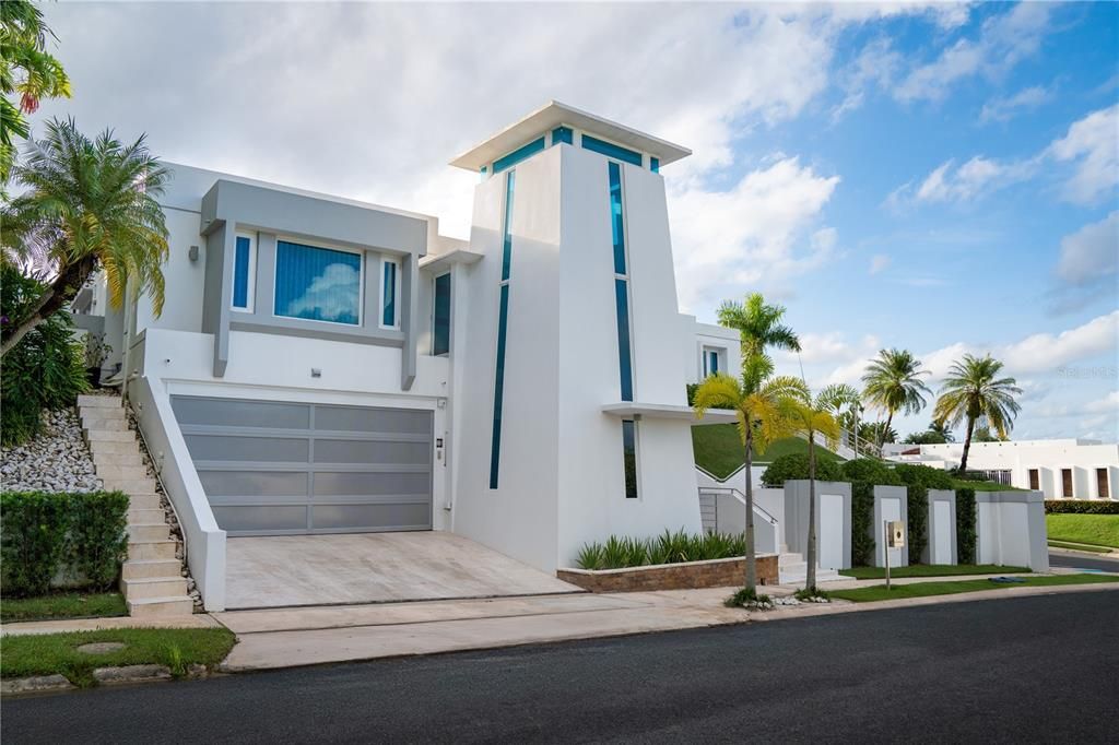 待售: $2,290,000 (4 贝兹, 5 浴室, 0 平方英尺)