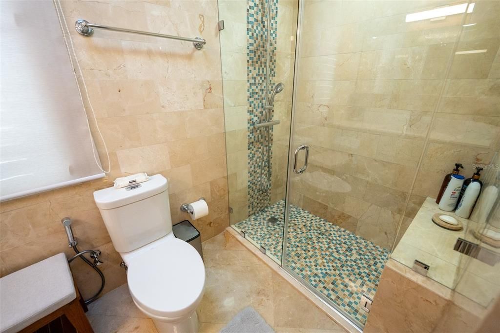 待售: $2,290,000 (4 贝兹, 5 浴室, 0 平方英尺)