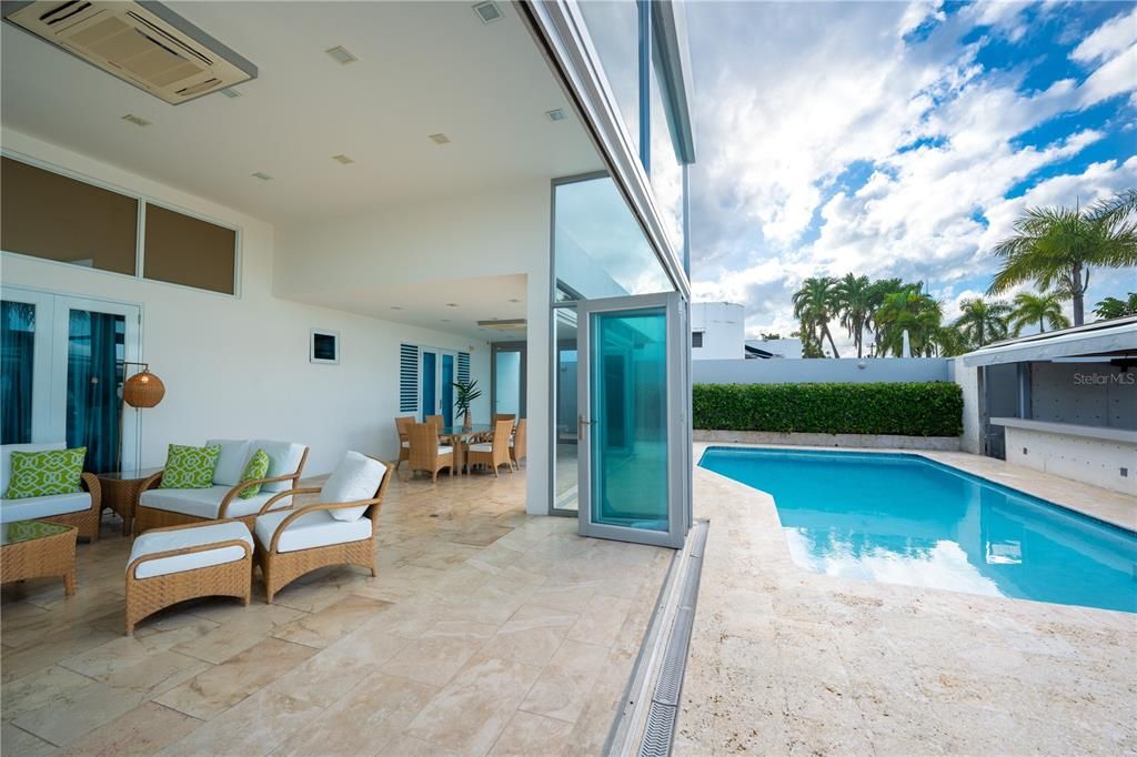 待售: $2,290,000 (4 贝兹, 5 浴室, 0 平方英尺)