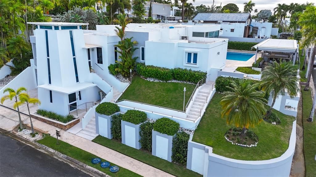 待售: $2,290,000 (4 贝兹, 5 浴室, 0 平方英尺)