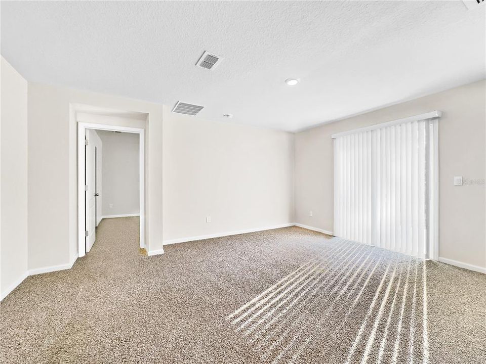 На продажу: $375,000 (4 спален, 2 ванн, 1856 Квадратных фут)