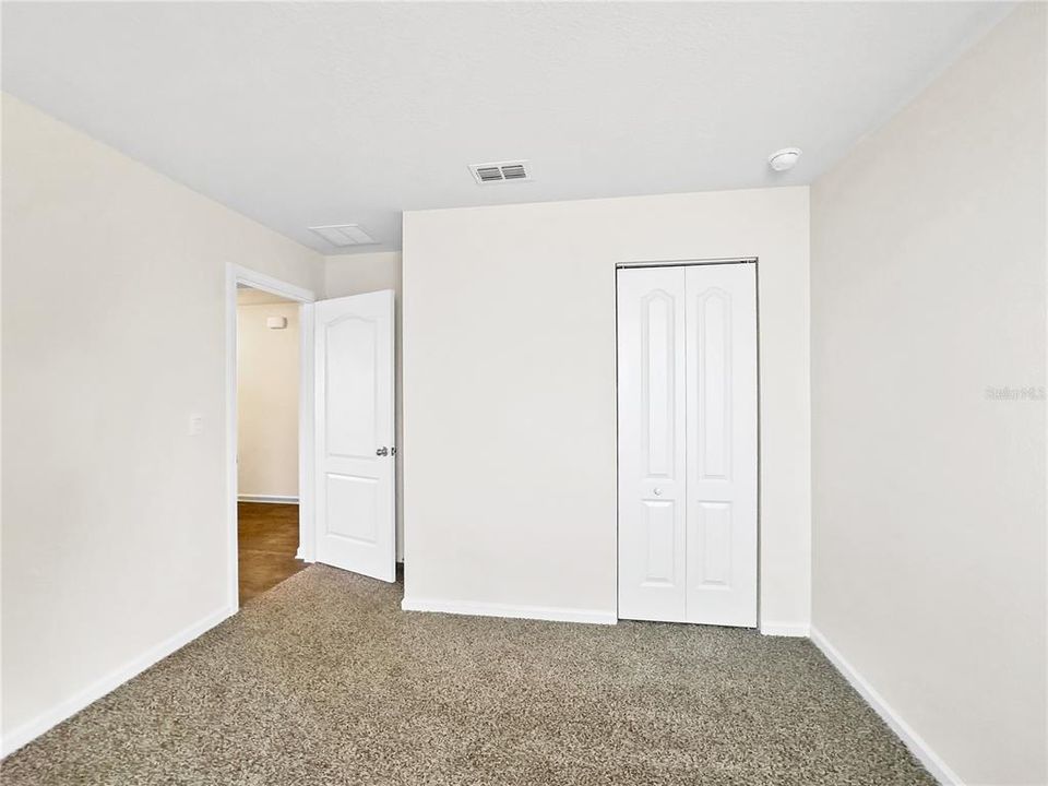 На продажу: $375,000 (4 спален, 2 ванн, 1856 Квадратных фут)