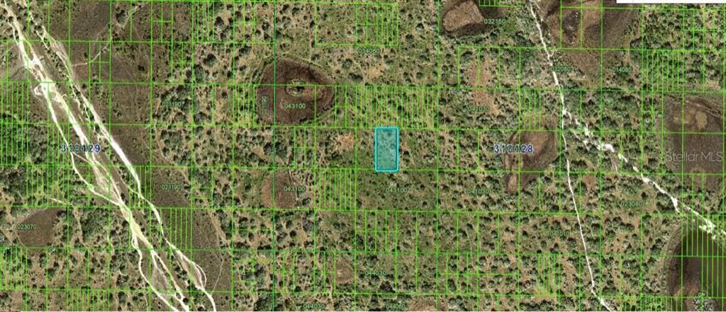 待售: $49,000 (1.28 acres)