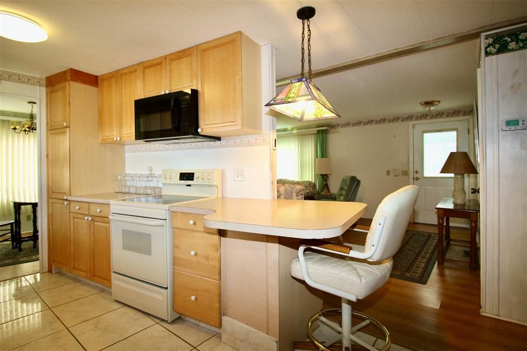 待售: $149,000 (3 贝兹, 2 浴室, 1590 平方英尺)