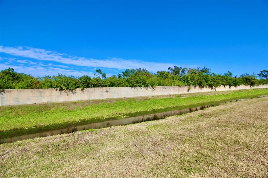 待售: $149,000 (3 贝兹, 2 浴室, 1590 平方英尺)