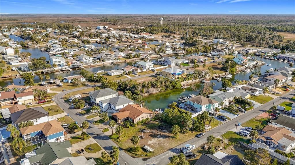 待售: $149,000 (0.14 acres)