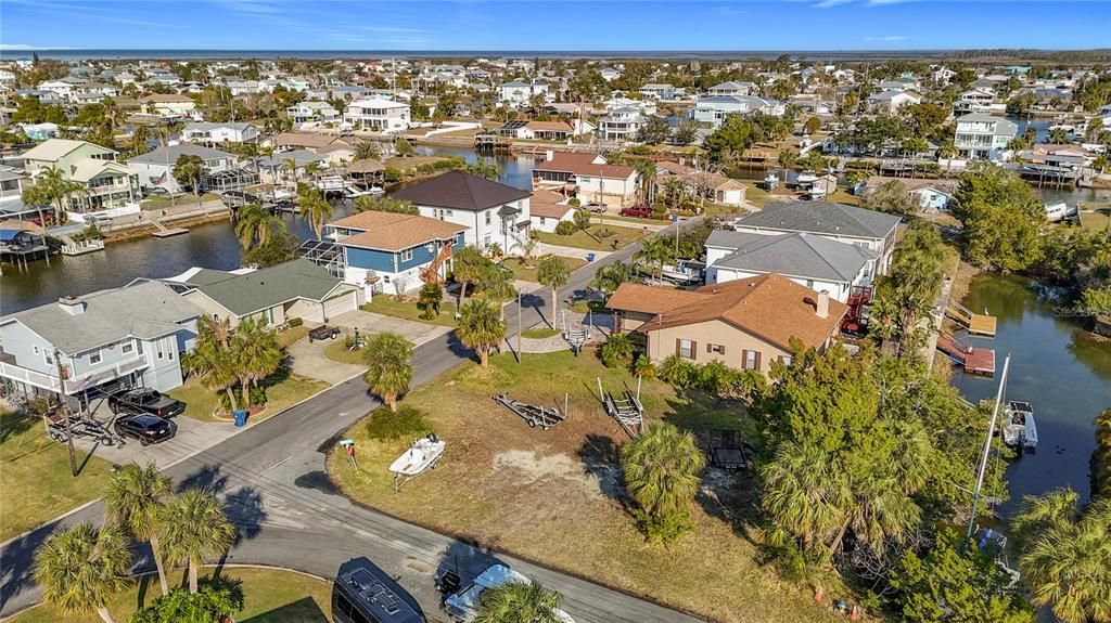 待售: $149,000 (0.14 acres)