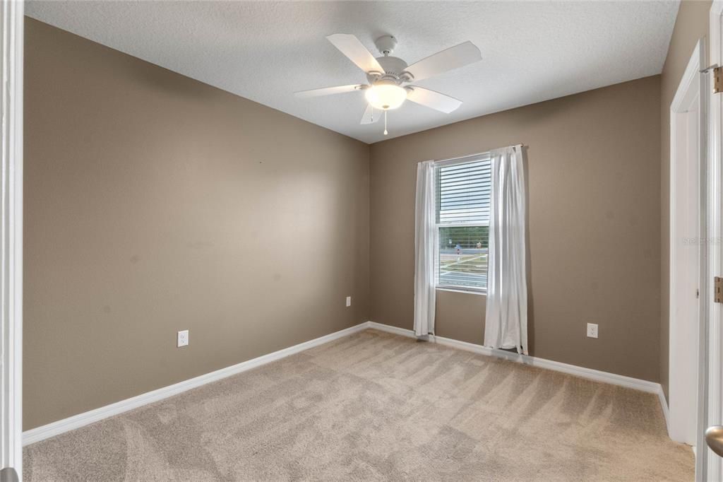 En Venta: $299,990 (3 camas, 2 baños, 1758 Pies cuadrados)