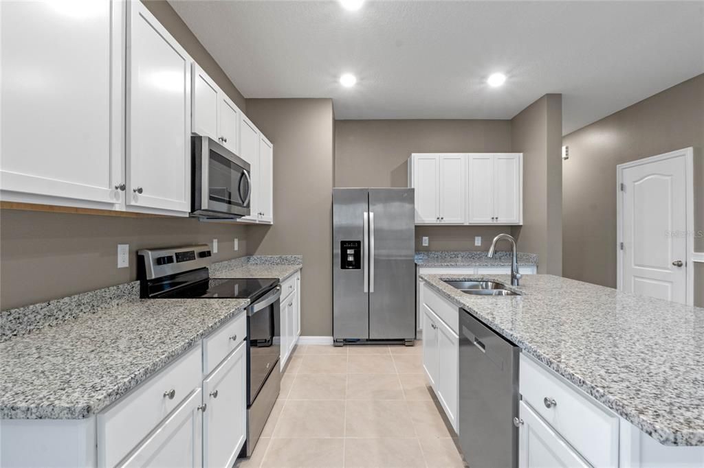 En Venta: $299,990 (3 camas, 2 baños, 1758 Pies cuadrados)