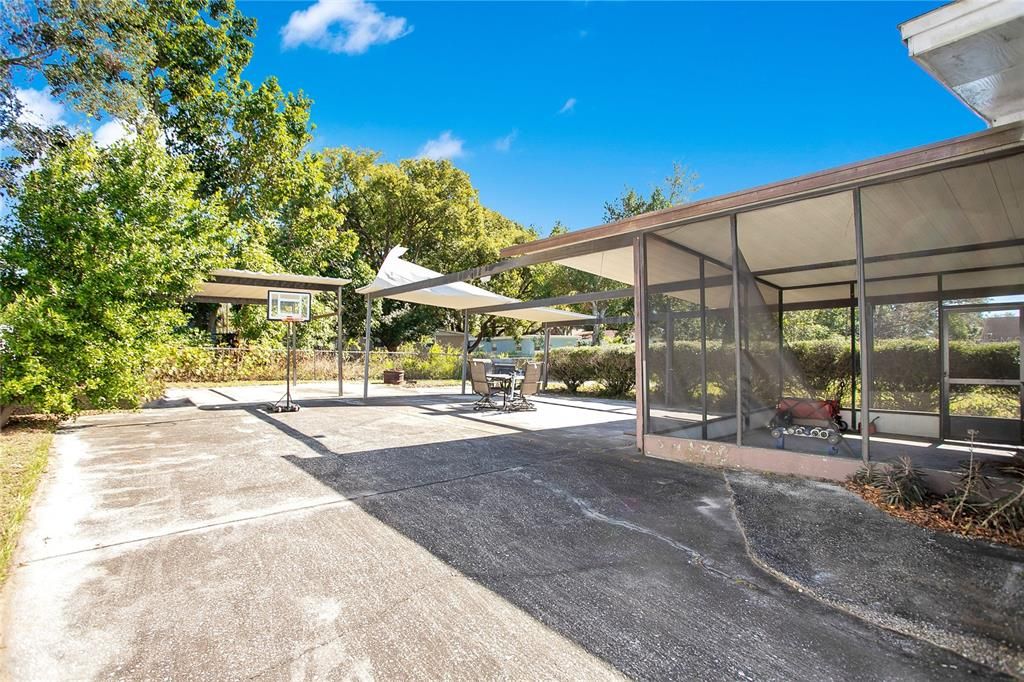 For Sale: $140,000 (3 beds, 1 baths, 1056 Square Feet)