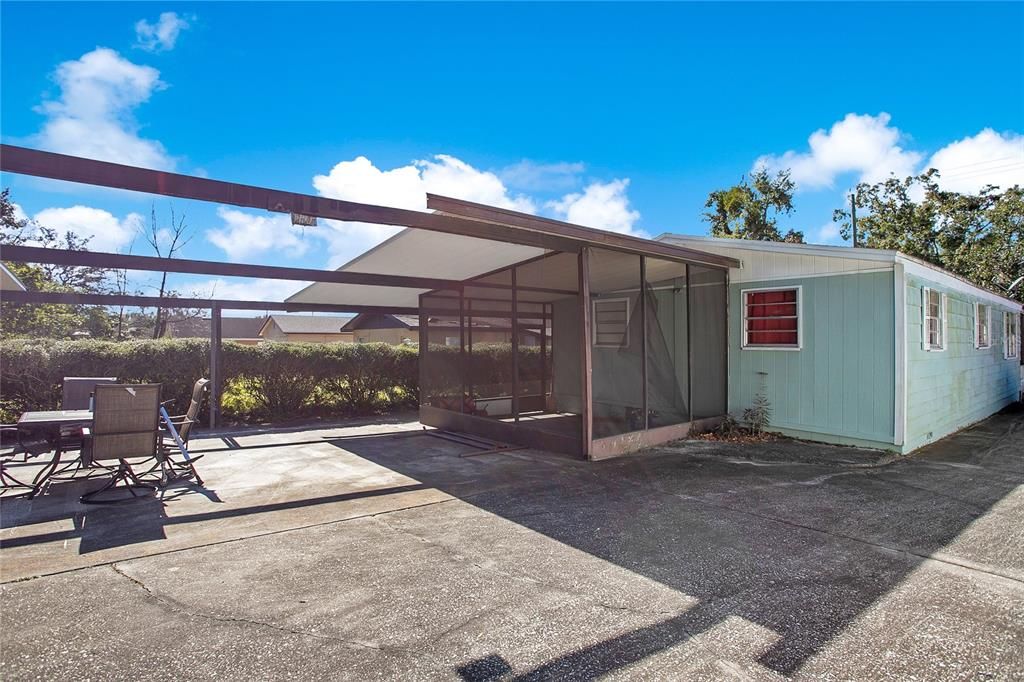 For Sale: $140,000 (3 beds, 1 baths, 1056 Square Feet)