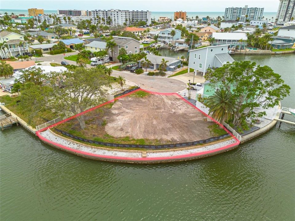 For Sale: $1,050,000 (0.15 acres)