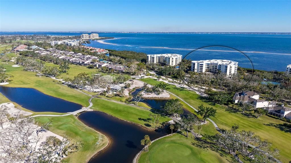 合同活跃: $748,750 (3 贝兹, 2 浴室, 2039 平方英尺)