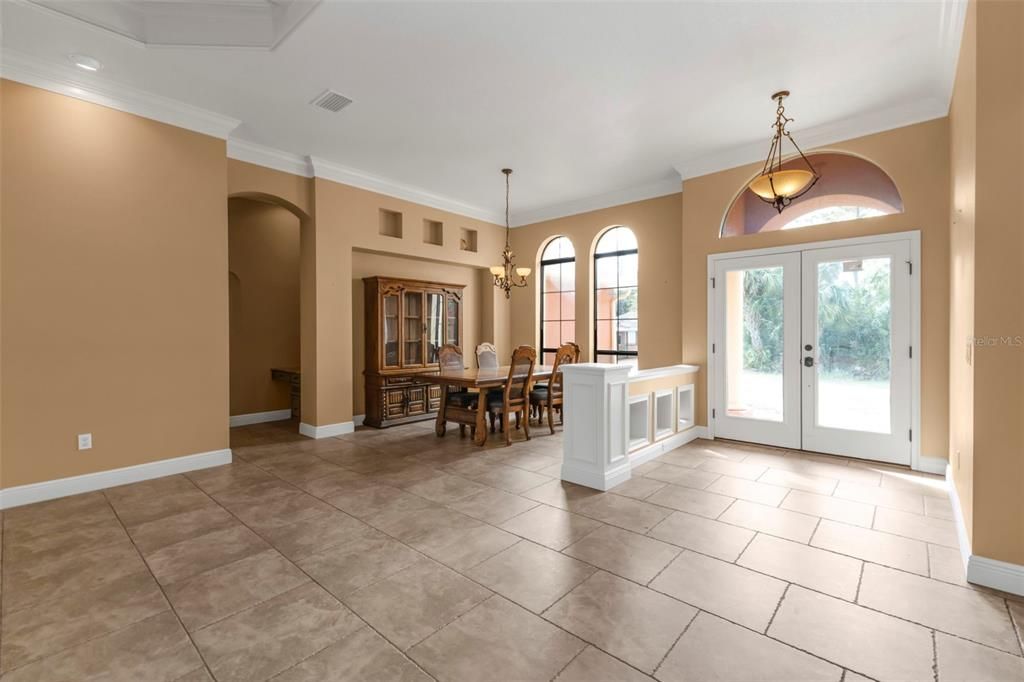 For Sale: $1,350,000 (4 beds, 3 baths, 2096 Square Feet)