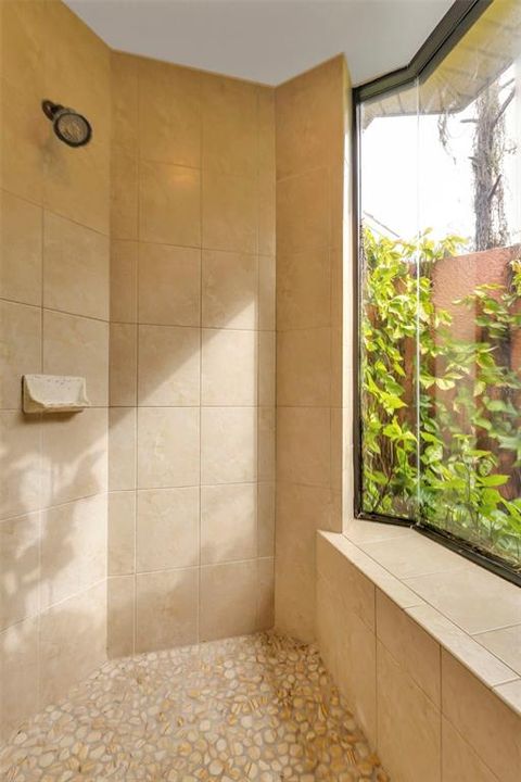 For Sale: $1,350,000 (4 beds, 3 baths, 2096 Square Feet)