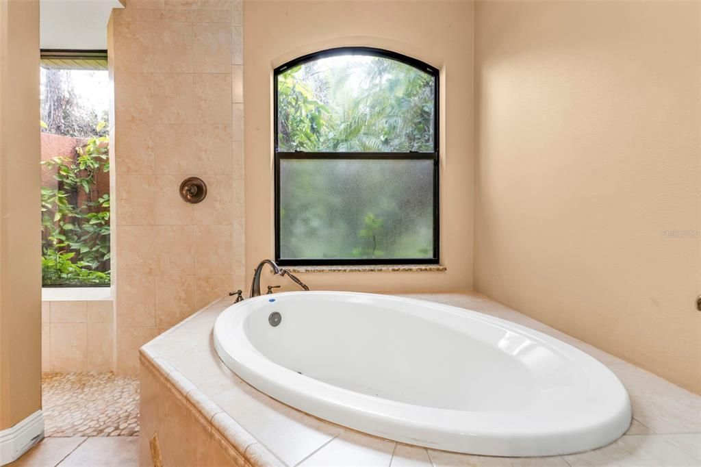 For Sale: $1,350,000 (4 beds, 3 baths, 2096 Square Feet)