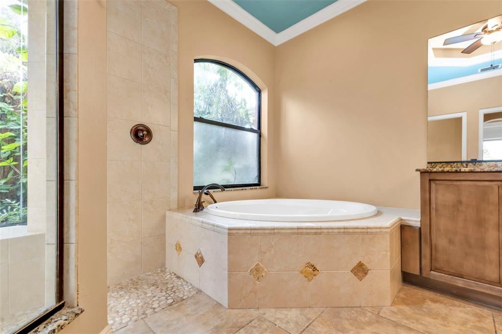 For Sale: $1,350,000 (4 beds, 3 baths, 2096 Square Feet)