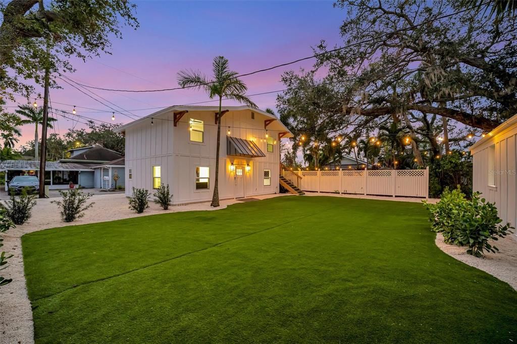 待售: $1,099,000 (6 贝兹, 0 浴室, 2710 平方英尺)