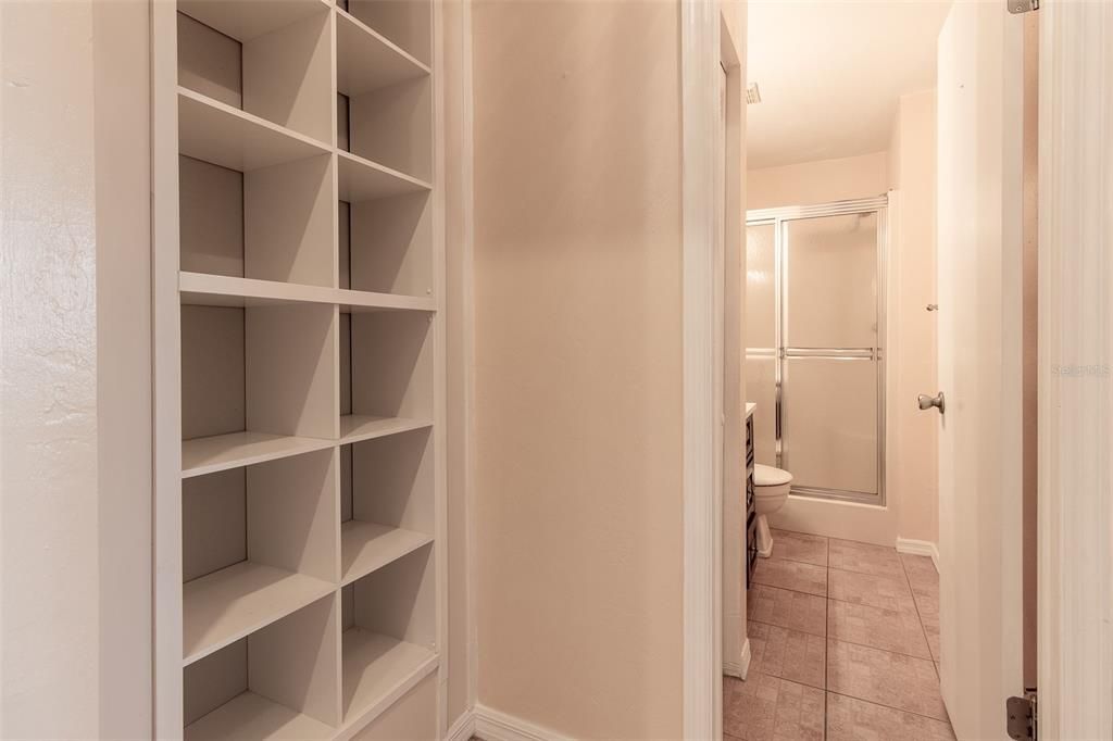 En Venta: $169,500 (2 camas, 2 baños, 957 Pies cuadrados)