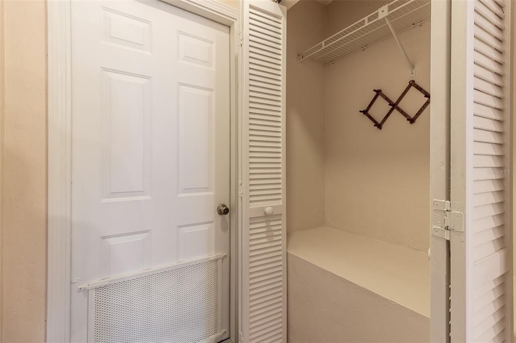 En Venta: $169,500 (2 camas, 2 baños, 957 Pies cuadrados)