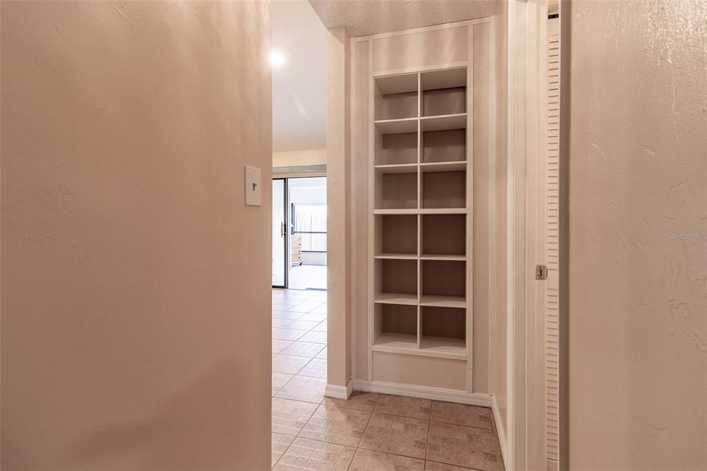 En Venta: $169,500 (2 camas, 2 baños, 957 Pies cuadrados)