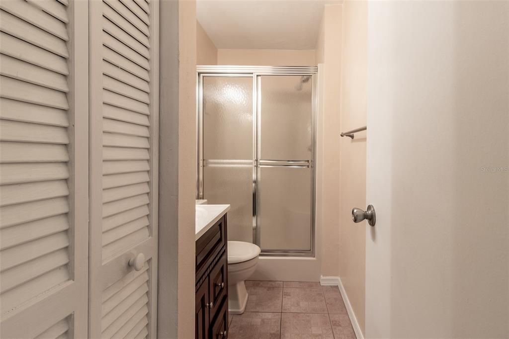 En Venta: $169,500 (2 camas, 2 baños, 957 Pies cuadrados)