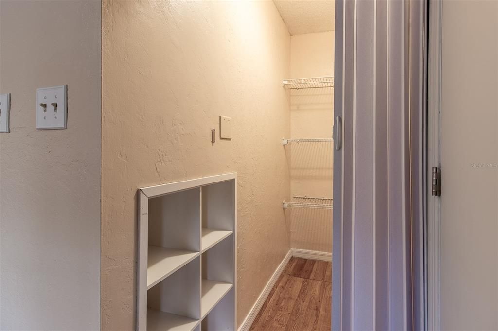 En Venta: $169,500 (2 camas, 2 baños, 957 Pies cuadrados)