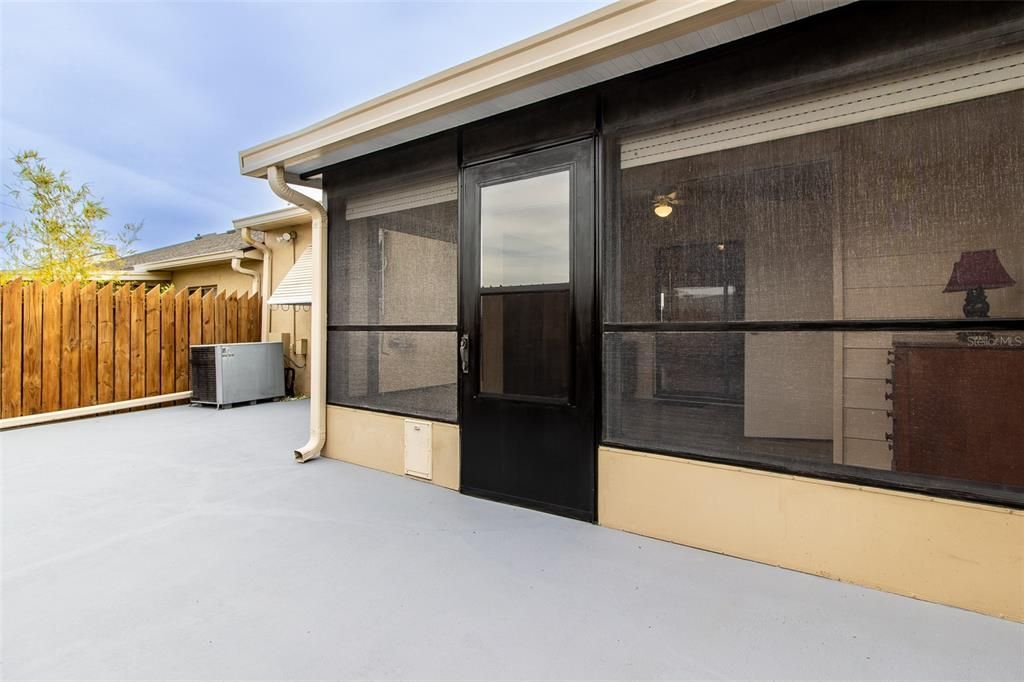 En Venta: $169,500 (2 camas, 2 baños, 957 Pies cuadrados)