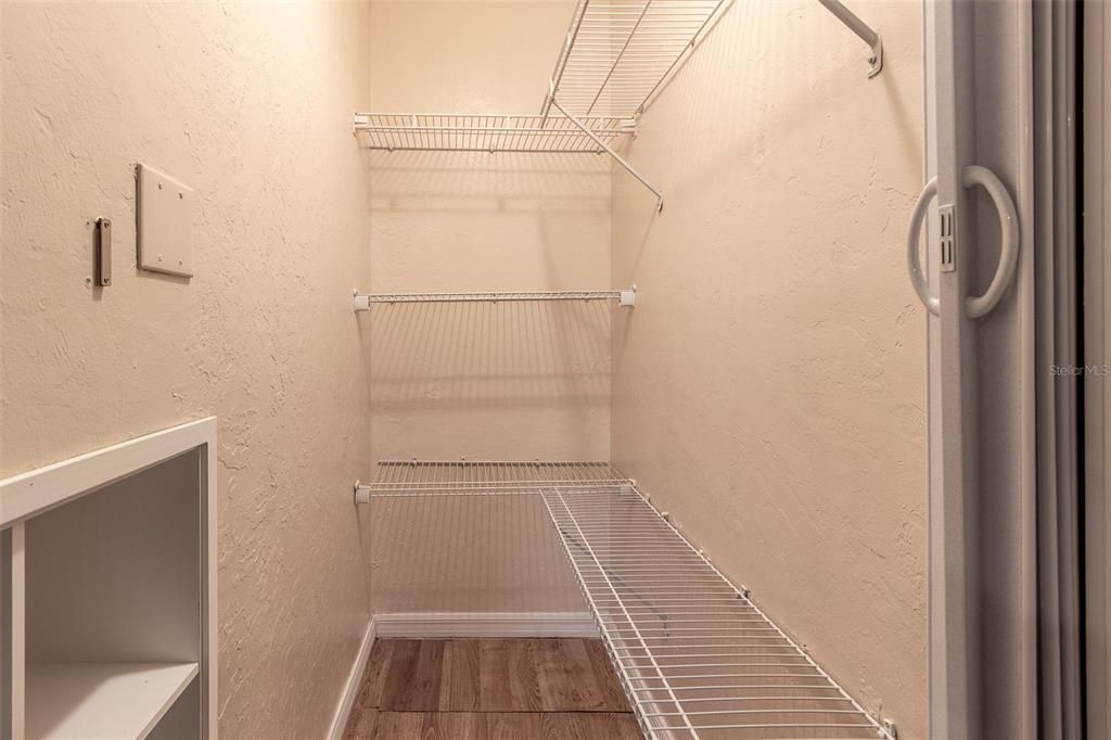 En Venta: $169,500 (2 camas, 2 baños, 957 Pies cuadrados)