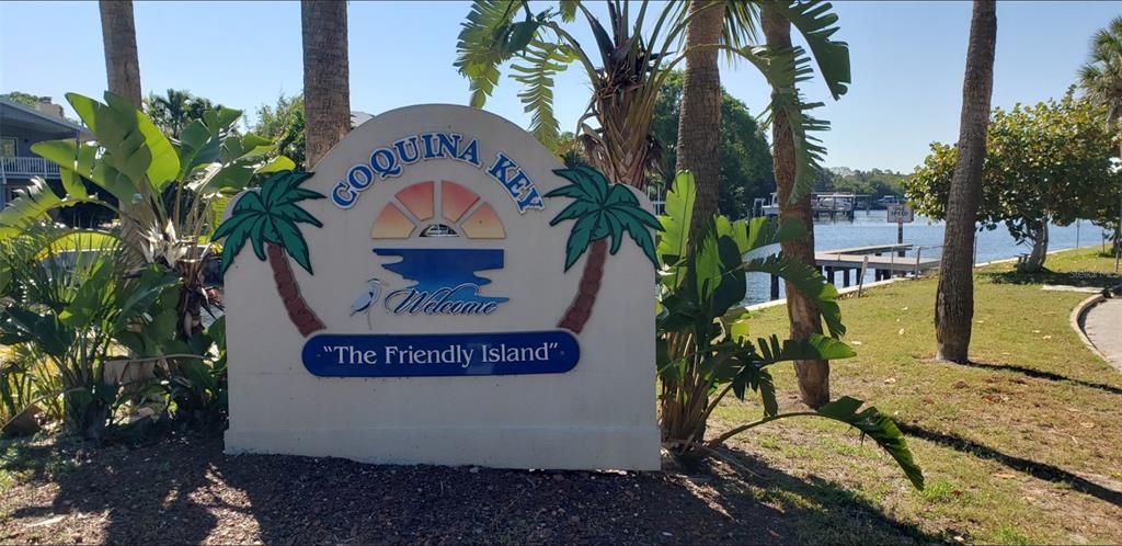 Под контрактом: $200,000 (1 спален, 1 ванн, 646 Квадратных фут)