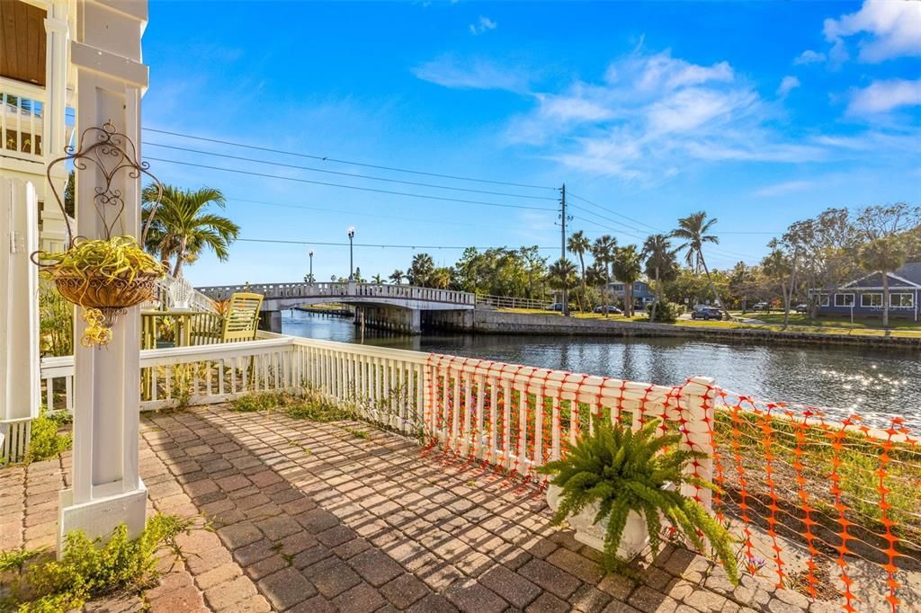 Под контрактом: $200,000 (1 спален, 1 ванн, 646 Квадратных фут)