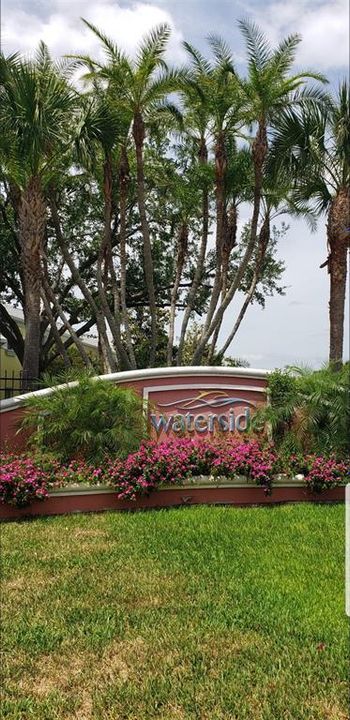 Под контрактом: $200,000 (1 спален, 1 ванн, 646 Квадратных фут)