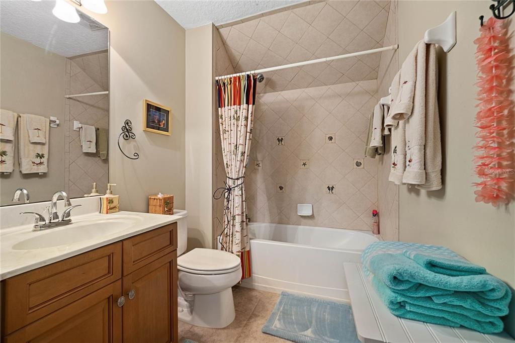 待售: $629,000 (4 贝兹, 3 浴室, 2560 平方英尺)