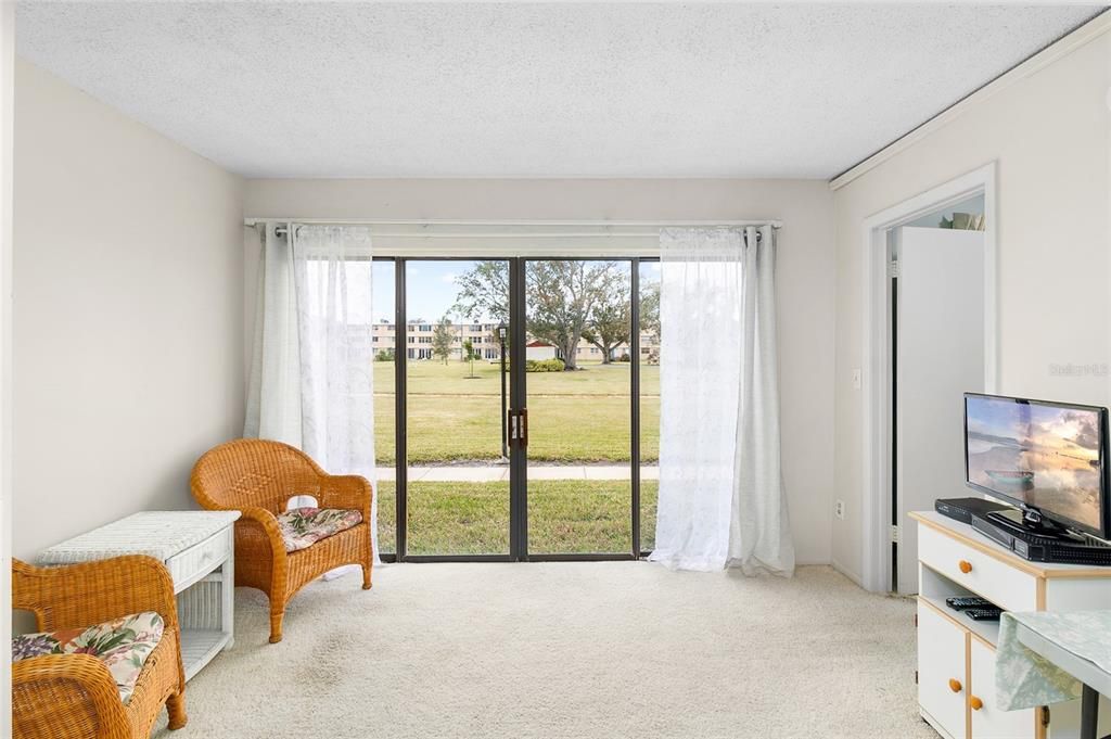 Activo con contrato: $125,000 (2 camas, 2 baños, 1035 Pies cuadrados)