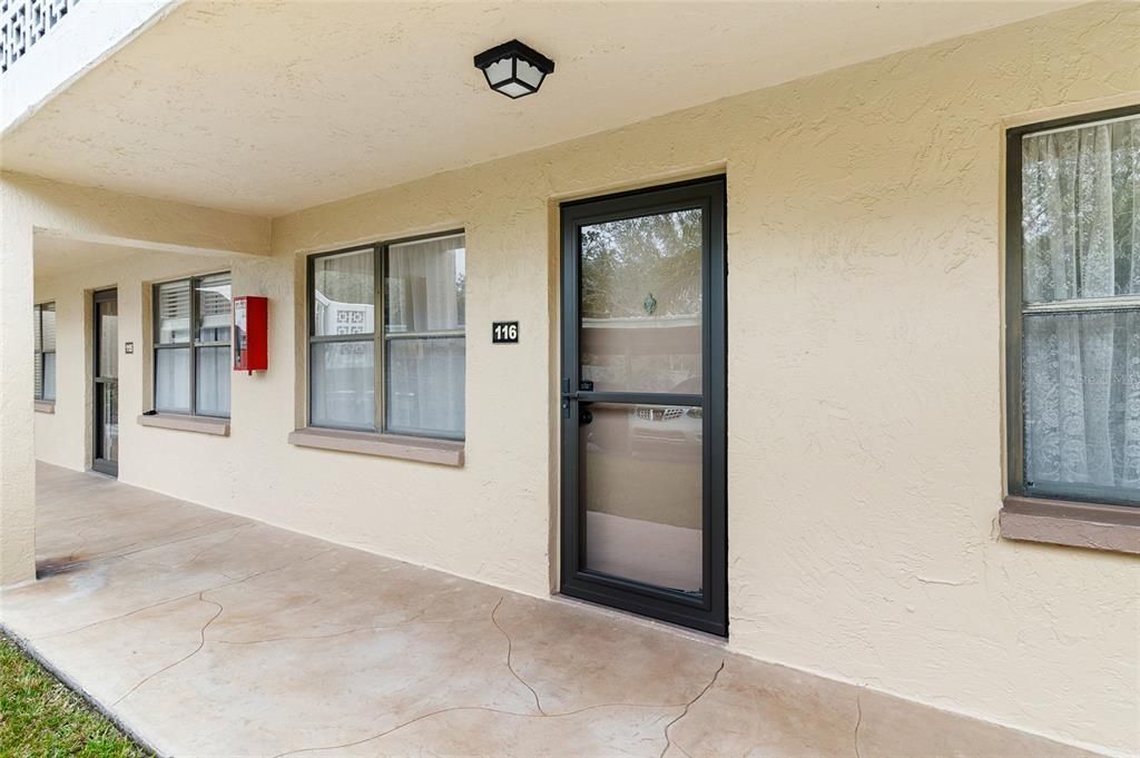 Activo con contrato: $125,000 (2 camas, 2 baños, 1035 Pies cuadrados)