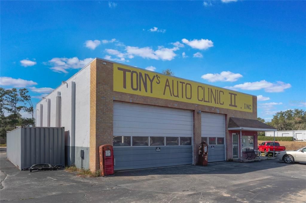 For Sale: $830,000 (0 beds, 0 baths, 2750 Square Feet)