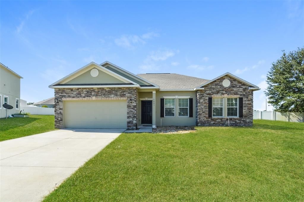 Недавно арендовано: $2,475 (4 спален, 2 ванн, 1776 Квадратных фут)