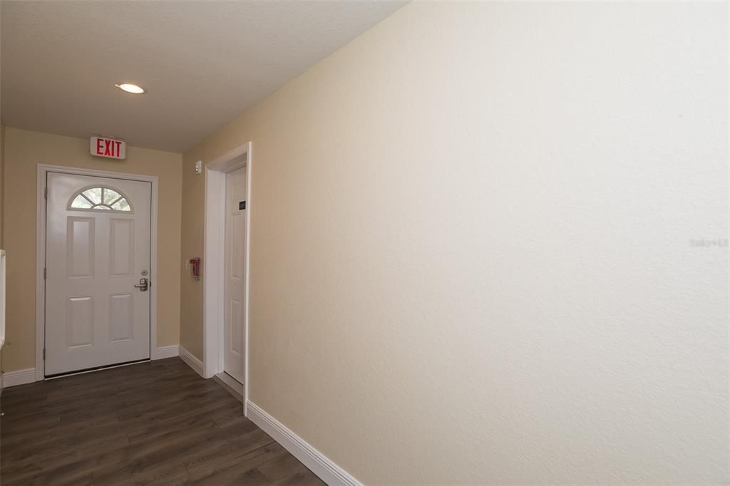 待售: $1,390,000 (0 贝兹, 0 浴室, 8348 平方英尺)