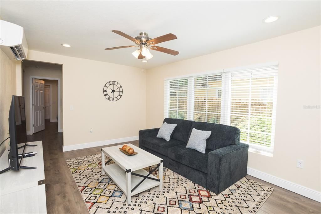 待售: $1,390,000 (0 贝兹, 0 浴室, 8348 平方英尺)