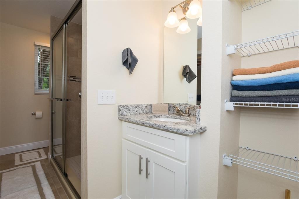 待售: $1,390,000 (0 贝兹, 0 浴室, 8348 平方英尺)