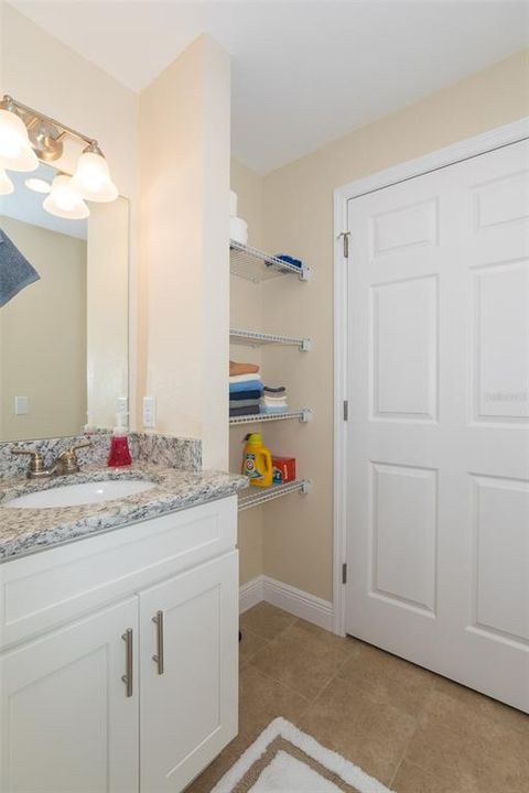 待售: $1,390,000 (0 贝兹, 0 浴室, 8348 平方英尺)