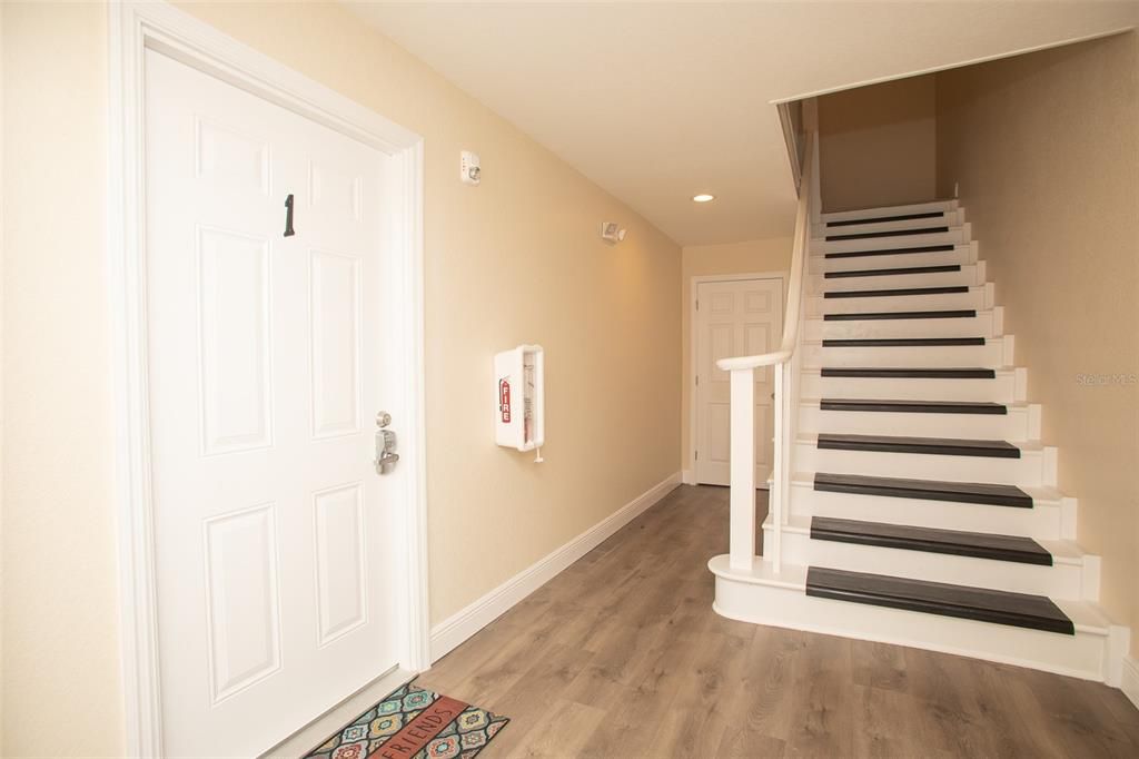 待售: $1,390,000 (0 贝兹, 0 浴室, 8348 平方英尺)