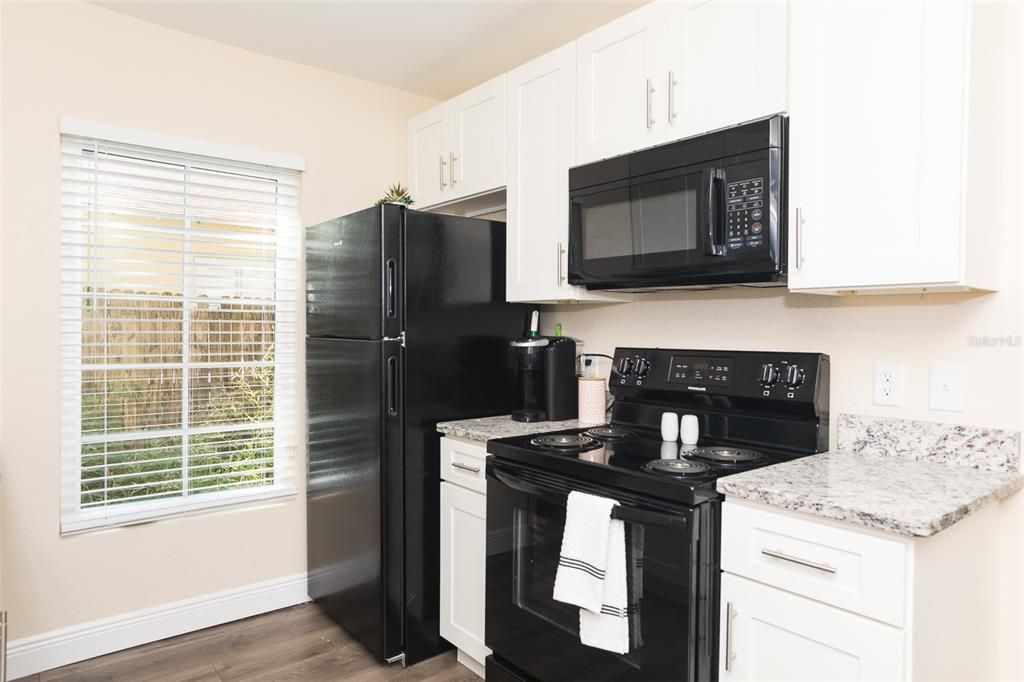 待售: $1,390,000 (0 贝兹, 0 浴室, 8348 平方英尺)