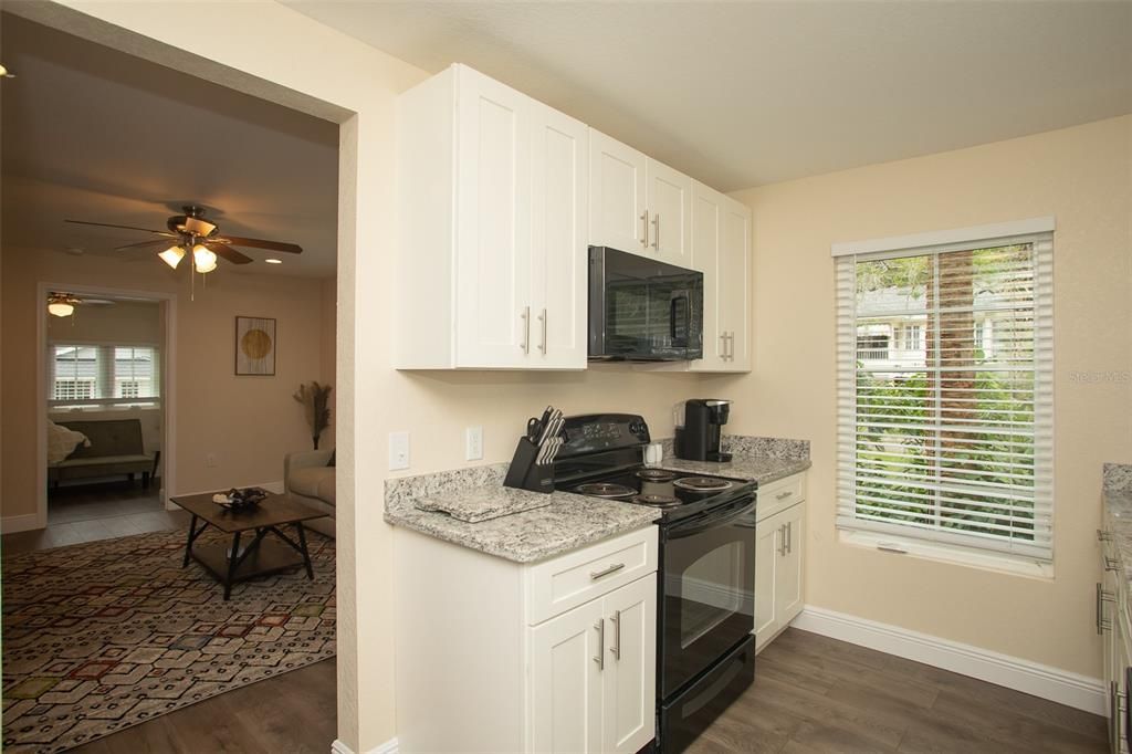 待售: $1,390,000 (0 贝兹, 0 浴室, 8348 平方英尺)